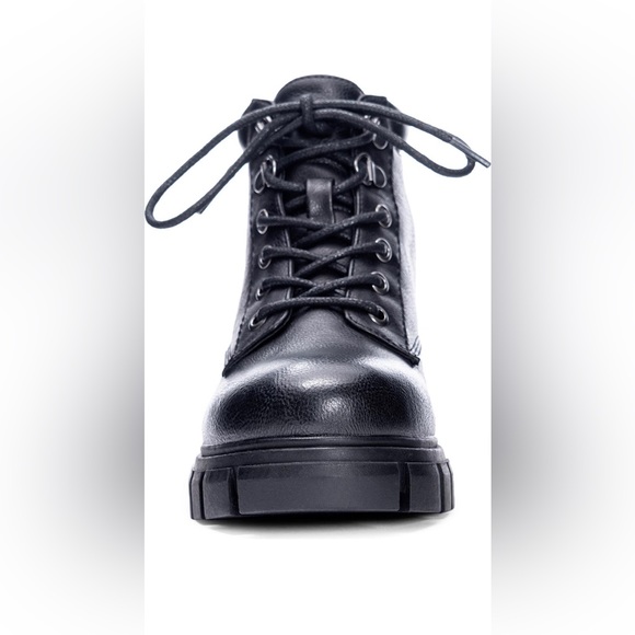 Dirty Laundry No Doubt Platform Bootie Size 6M - Picture 4 of 5
